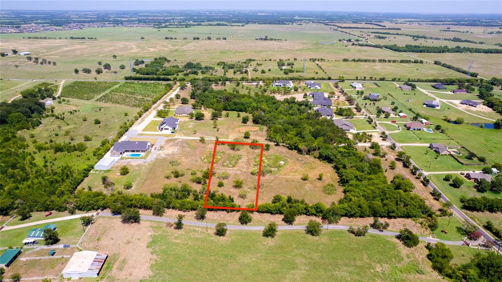 1295 Hunt Road Property Photo 3