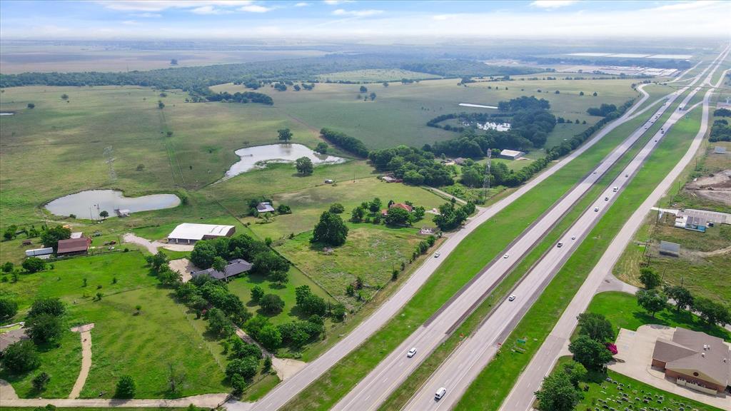803 S Highway 175 Property Photo 3