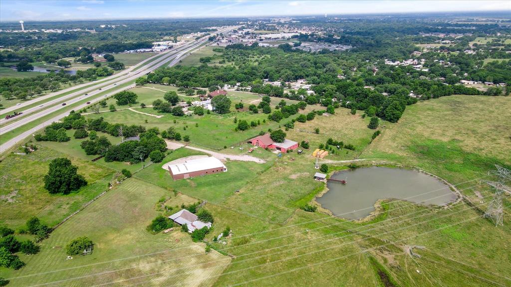 803 S Highway 175 Property Photo 4