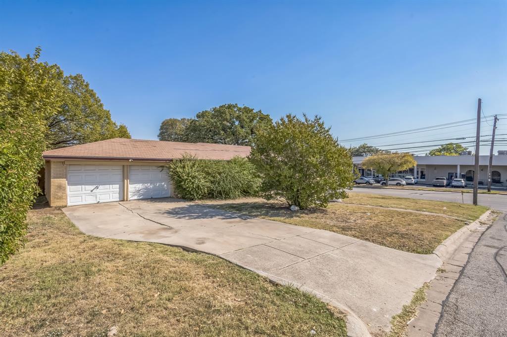 800 Lee Drive Property Photo 3