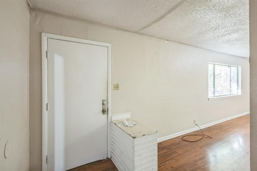 800 Lee Drive Property Photo 6
