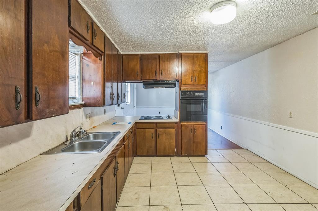 800 Lee Drive Property Photo 8