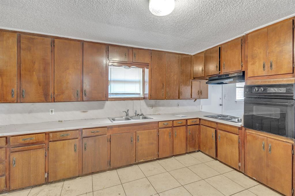 800 Lee Drive Property Photo 10