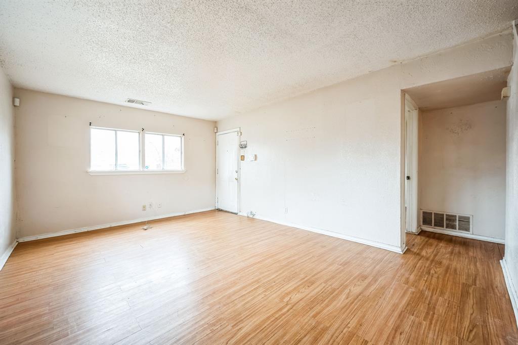 816 Hillcrest Drive Property Photo 10