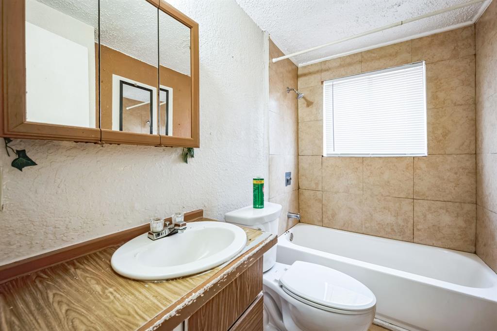 816 Hillcrest Drive Property Photo 16