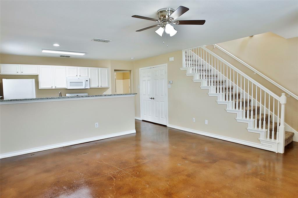 7715 Stanley Court Property Photo 8