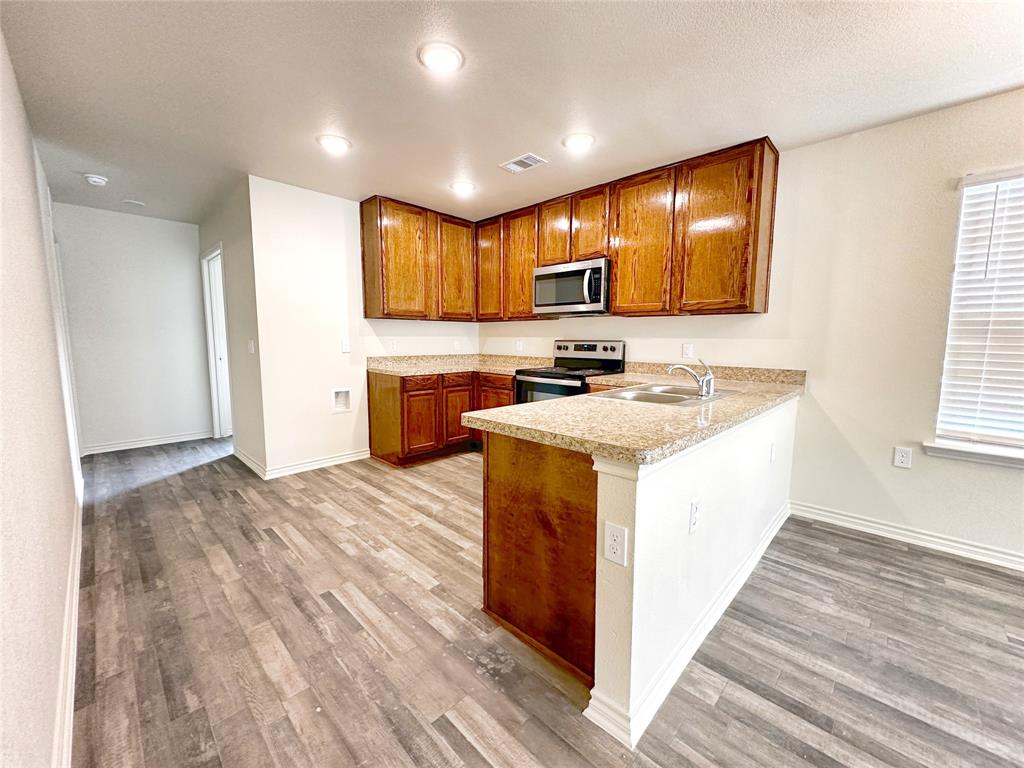 303 Sw 14th Avenue Property Photo 8