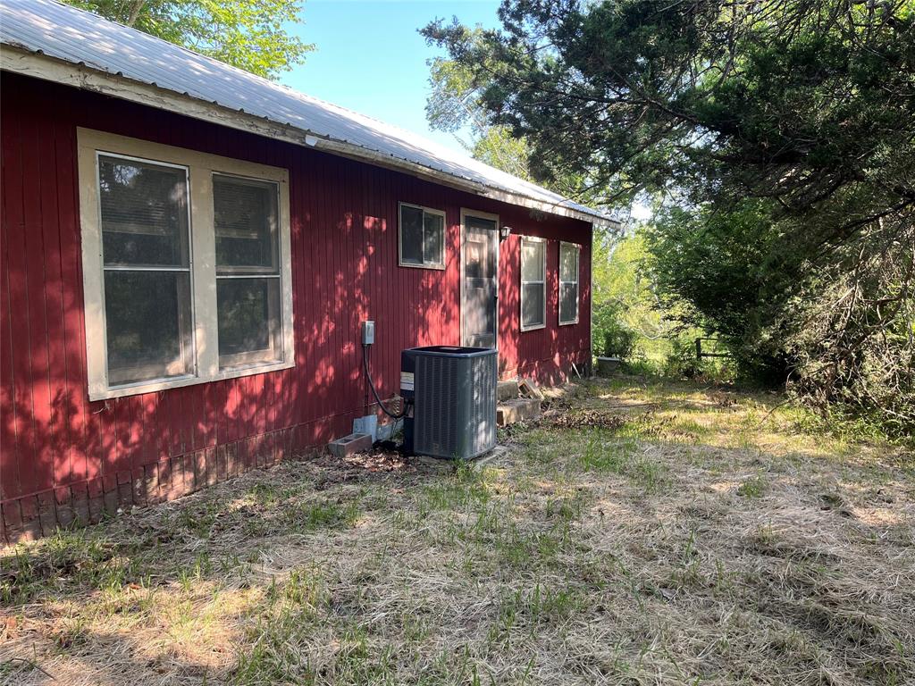 7687 Fm 17 Property Photo 27