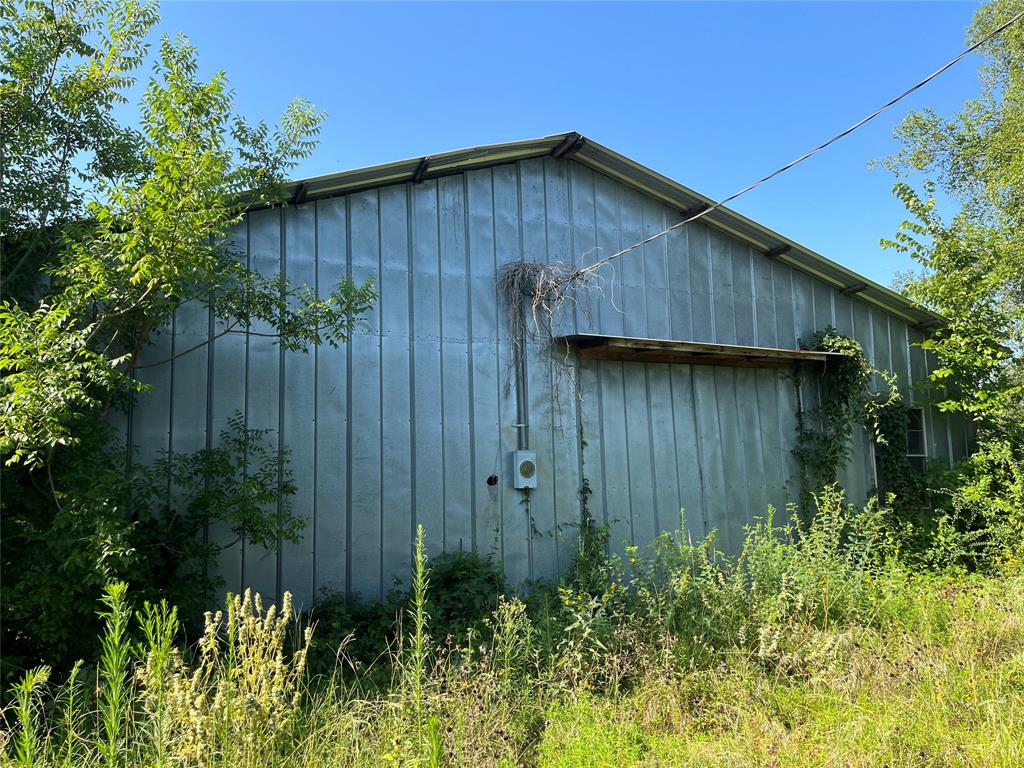 7687 Fm 17 Property Photo 29