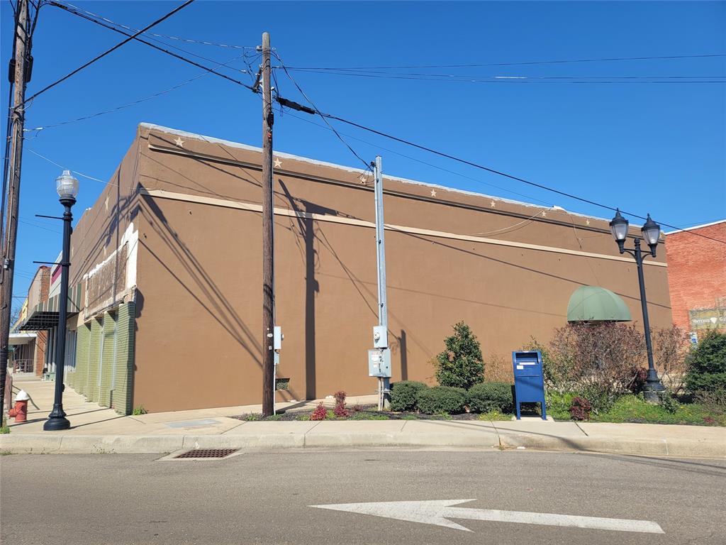 100 Webb Street Property Photo
