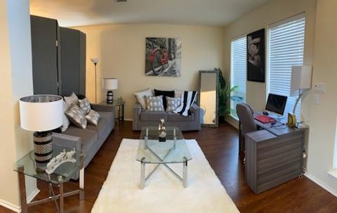 6802 Ijaz Drive Property Photo 2