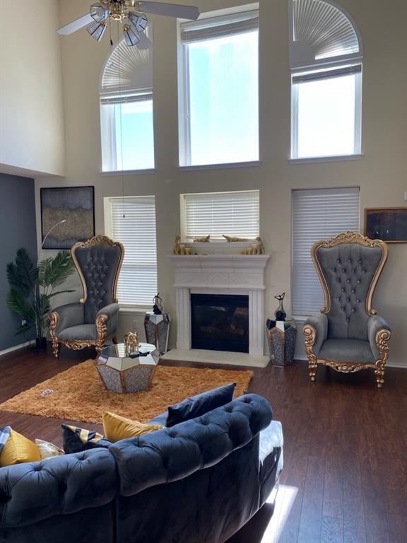 6802 Ijaz Drive Property Photo 6