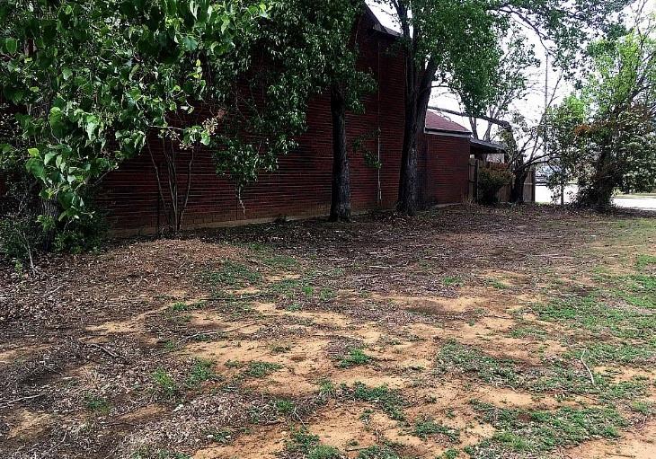 1434 Drake Lane Property Photo 10