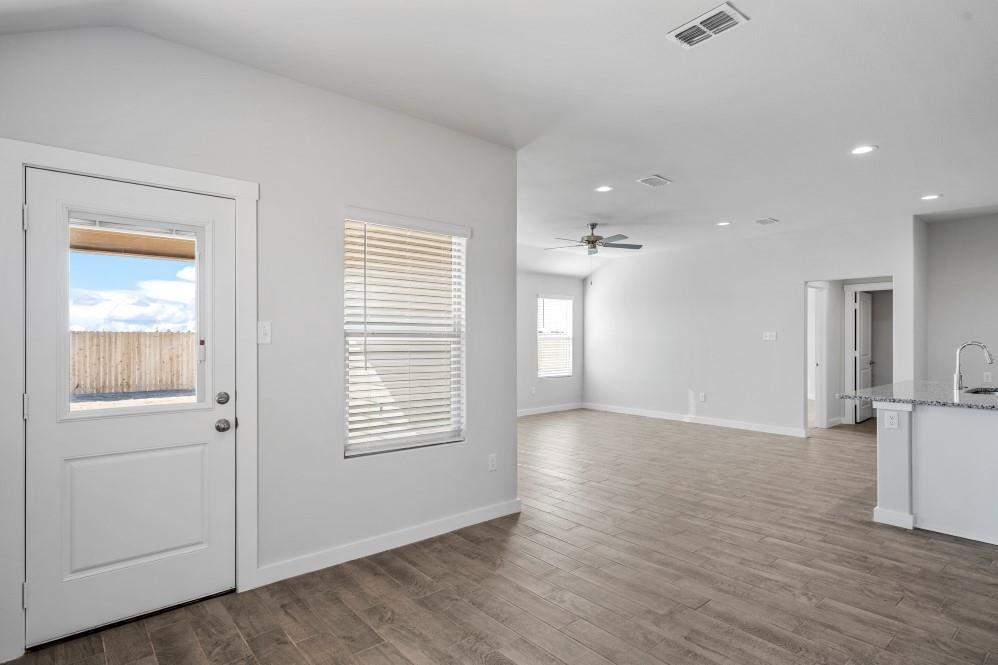 6901 Journey Lane Property Photo 15
