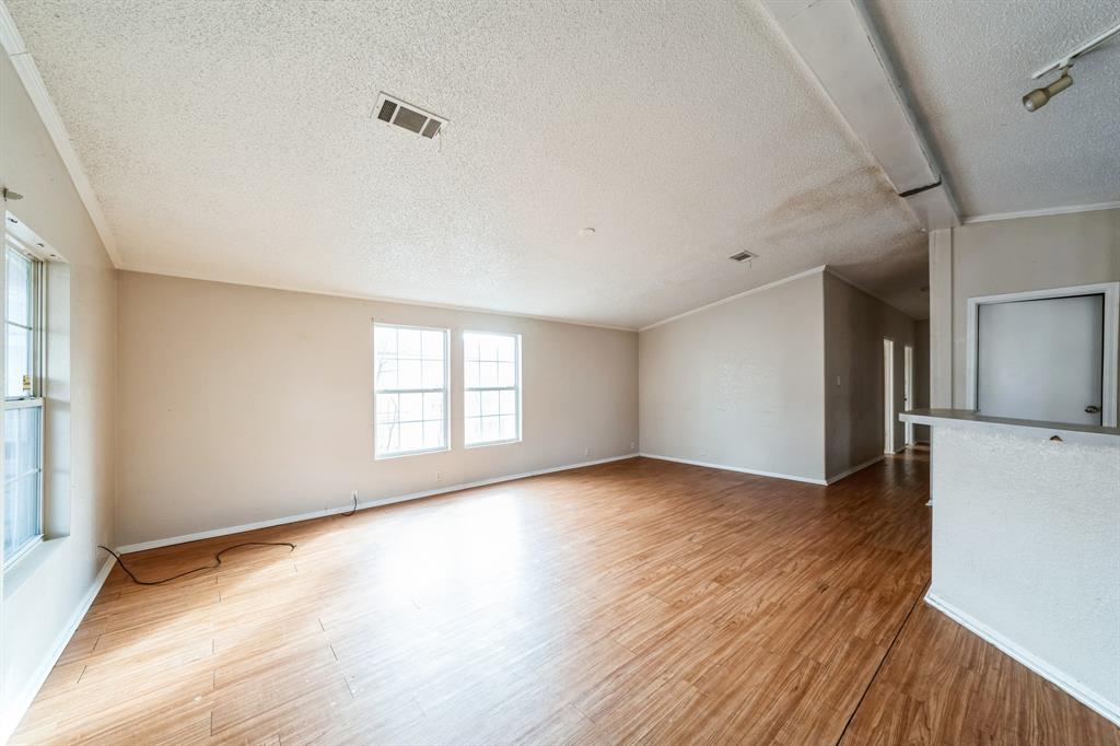 5528 Patton Drive Property Photo 6