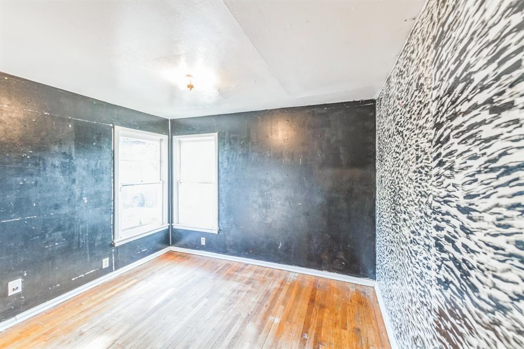 5621 Maceo Lane Property Photo 4