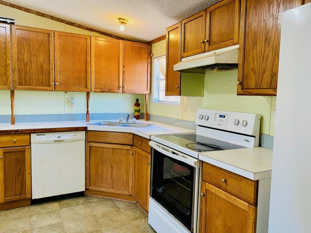 13701 N Us Highway 79 Highway Property Photo 10