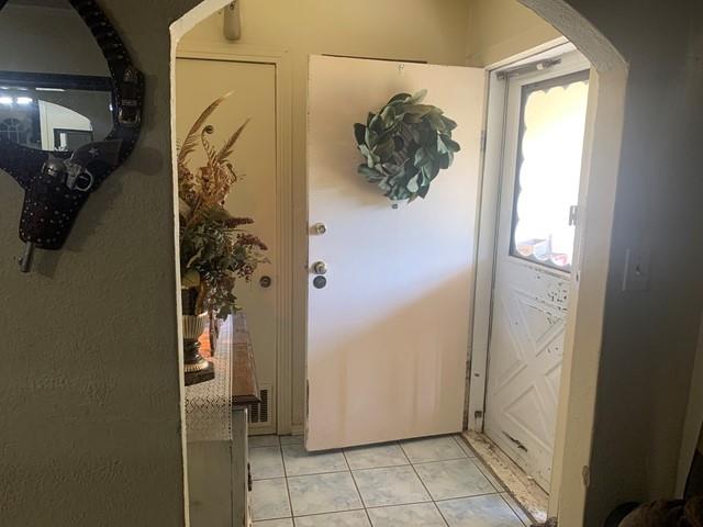 8425 Melrose Street Property Photo 15