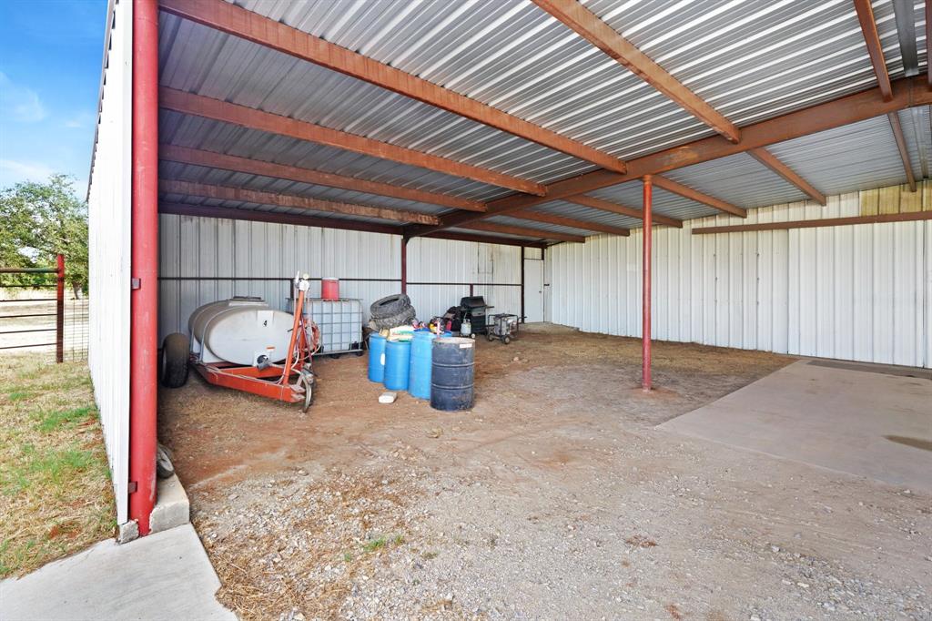 255 Maddux Road Property Photo 11