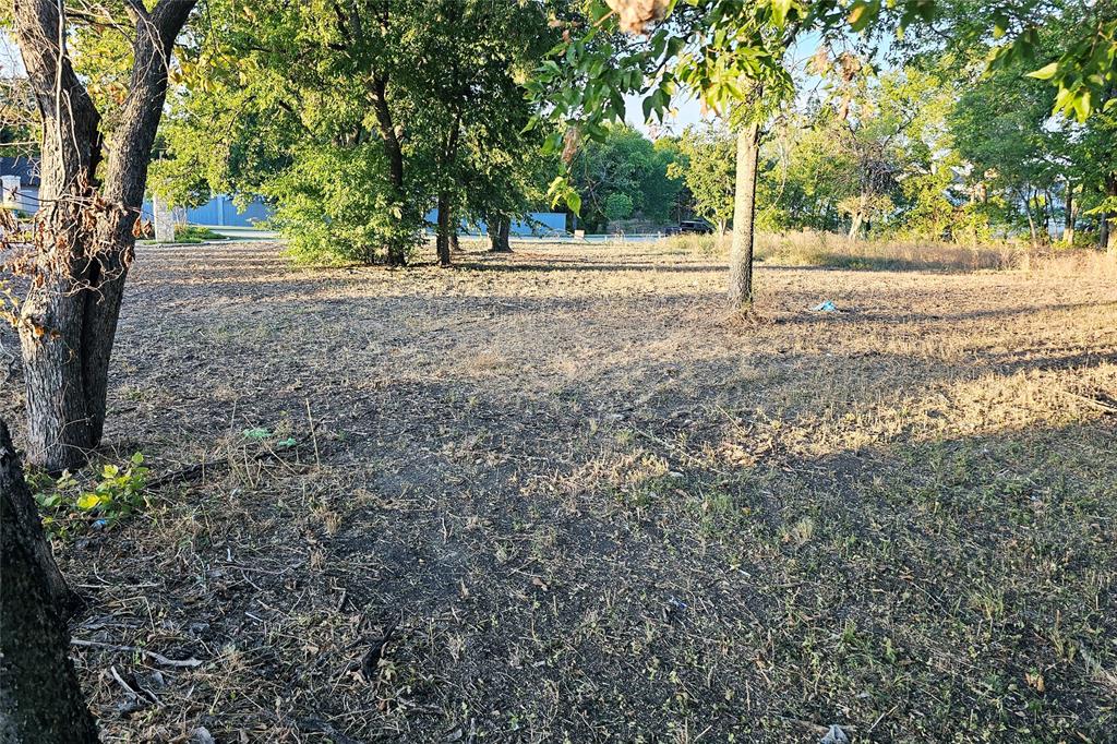 887 Park Place Boulevard Property Photo 18