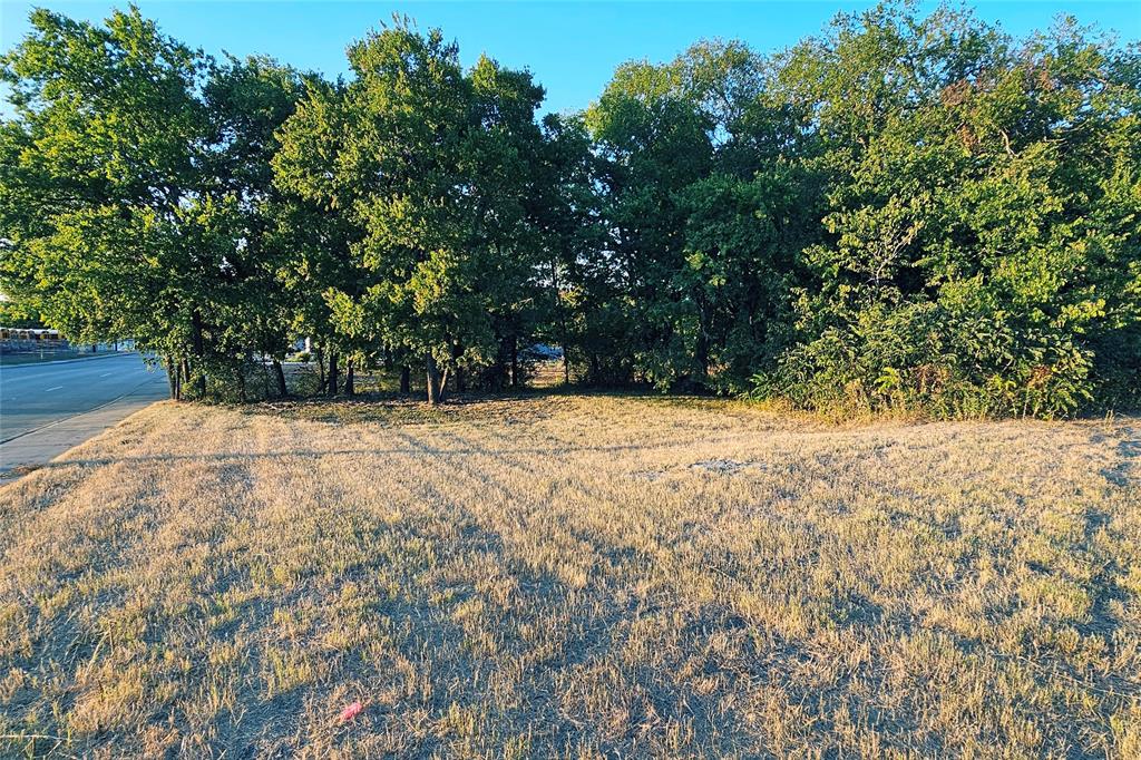 887 Park Place Boulevard Property Photo 19
