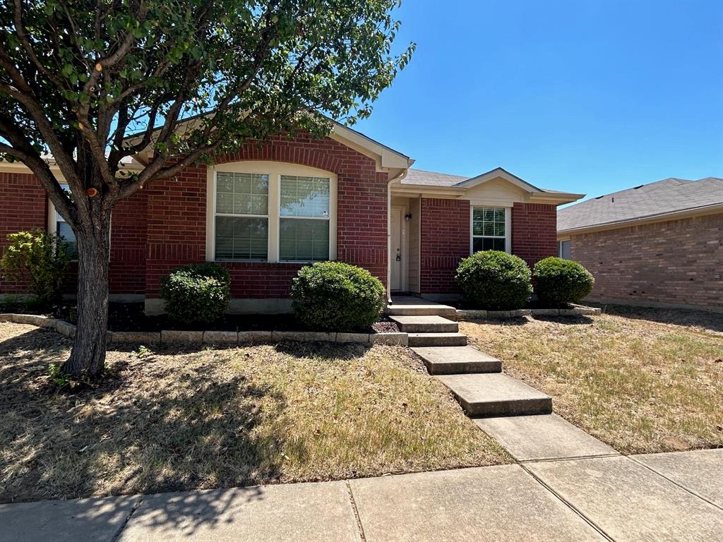 8920 Cross Oaks Ranch Boulevard Property Photo 2