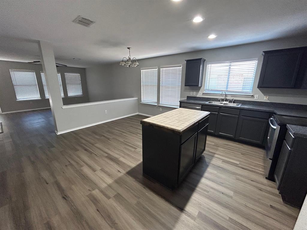 8920 Cross Oaks Ranch Boulevard Property Photo 6