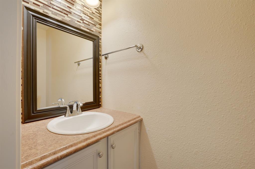 2120 Dover Drive Property Photo 10