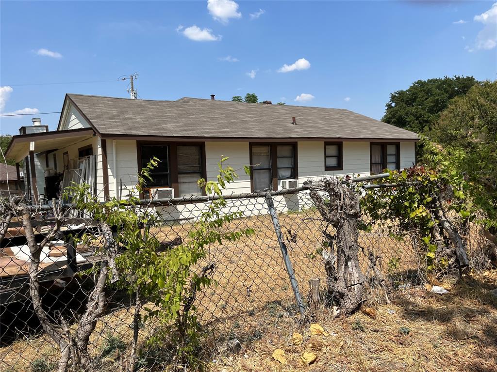 823 Oxbow Lane Property Photo 3