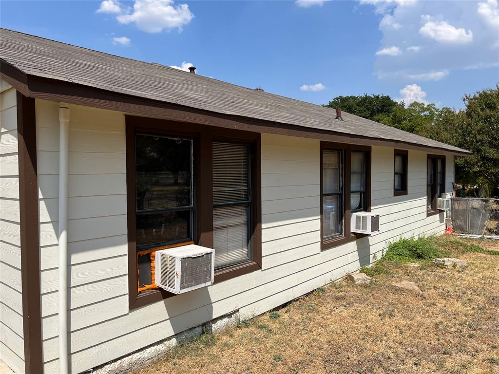 823 Oxbow Lane Property Photo 4