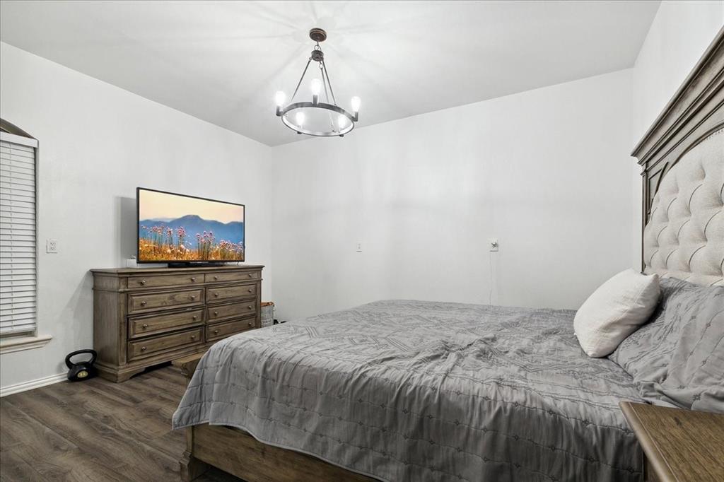 8802 Dunlap Street Property Photo 17