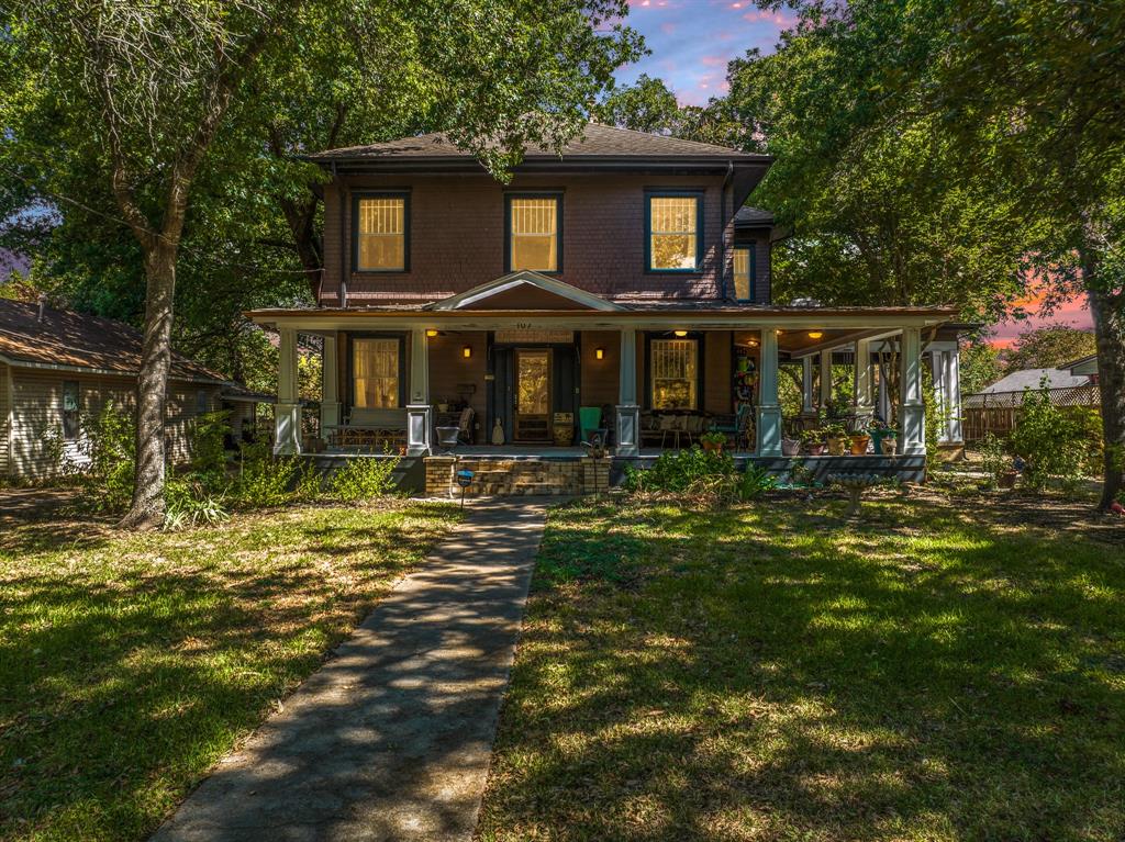 107 Corsicana Street Property Photo 1