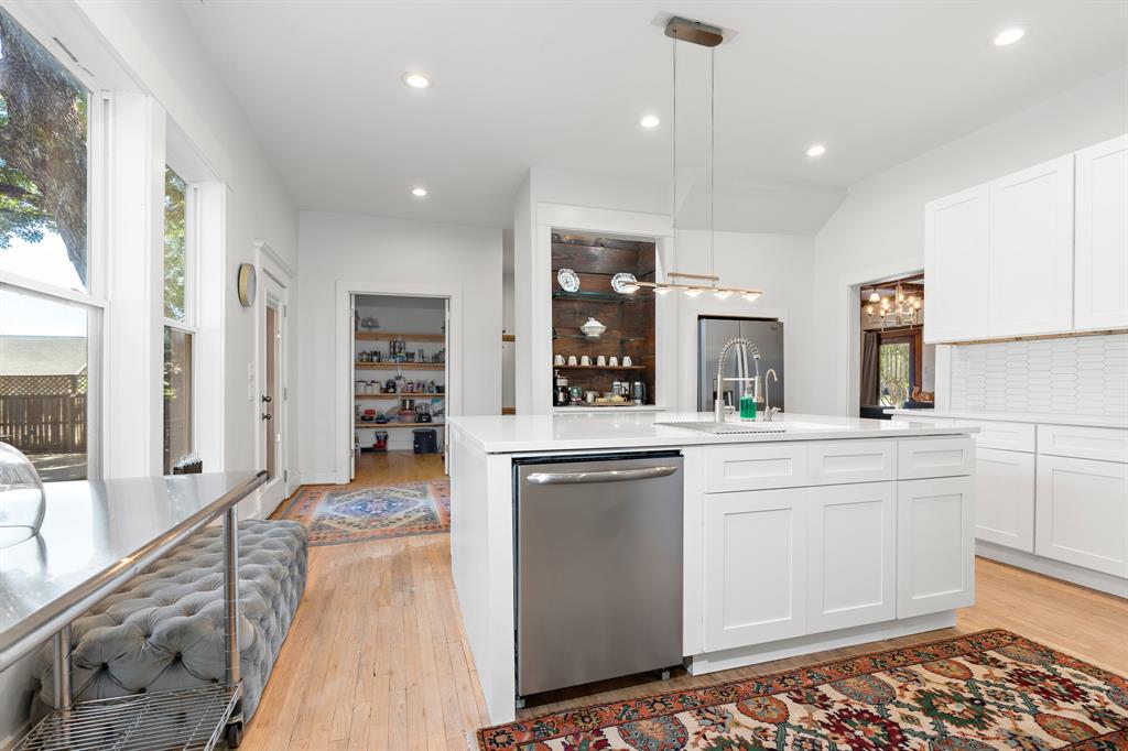 107 Corsicana Street Property Photo 14