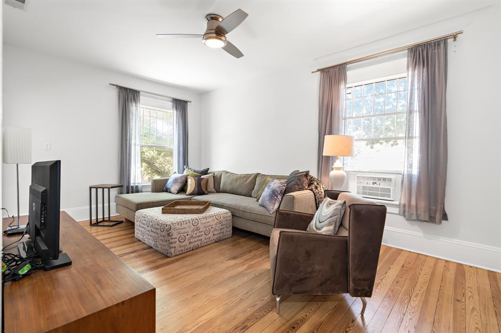 107 Corsicana Street Property Photo 33