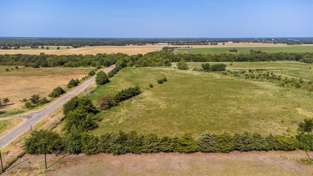 0001 Fm 198 Ns Property Photo 9