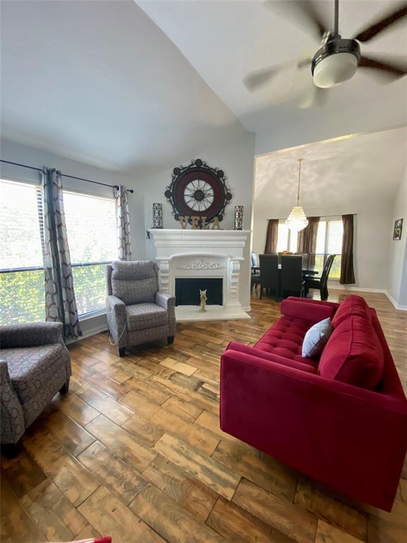 1316 Brookmeadow Court Property Photo 3