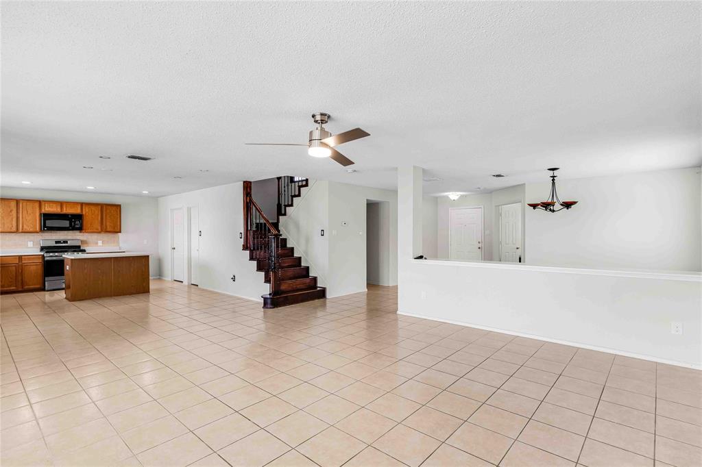 120 Hackberry Trail Property Photo 10