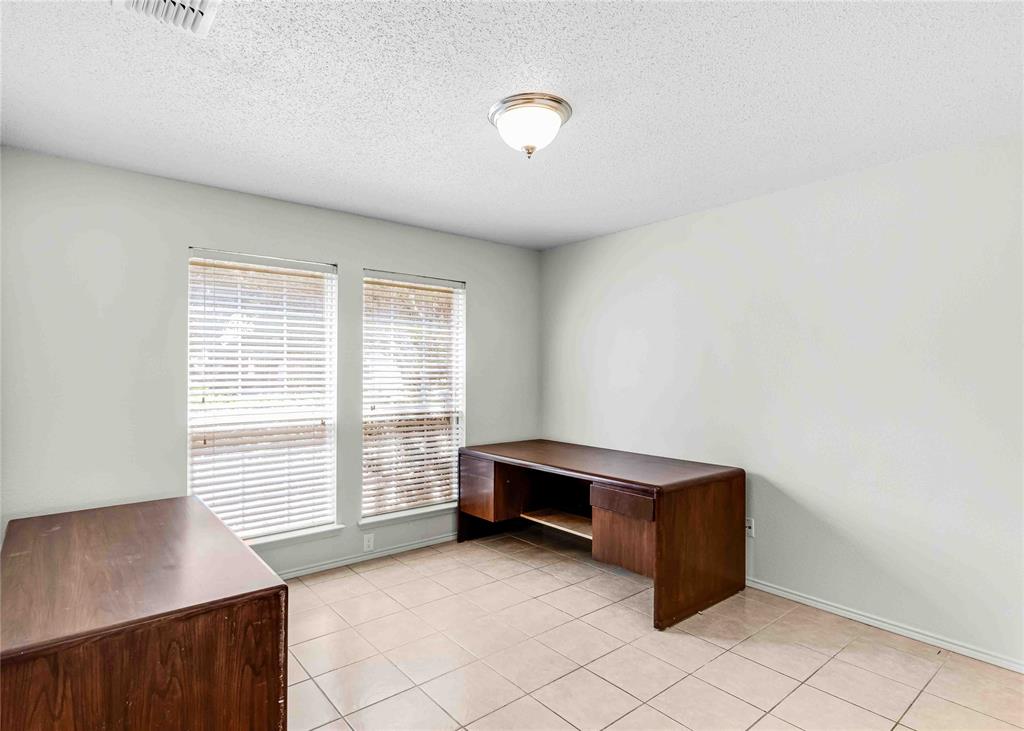 120 Hackberry Trail Property Photo 17