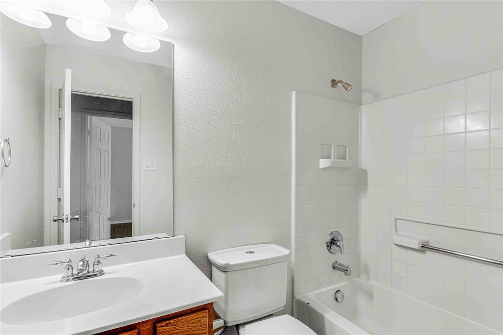 120 Hackberry Trail Property Photo 30