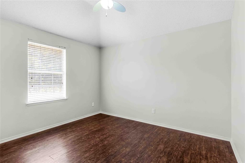 120 Hackberry Trail Property Photo 31