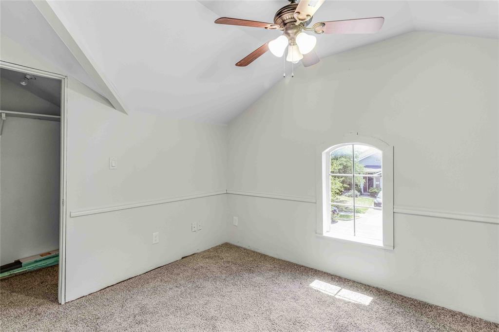 120 Hackberry Trail Property Photo 33