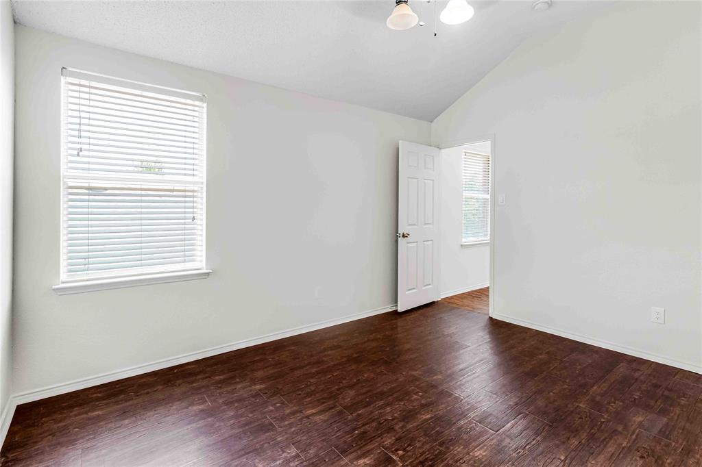 120 Hackberry Trail Property Photo 36
