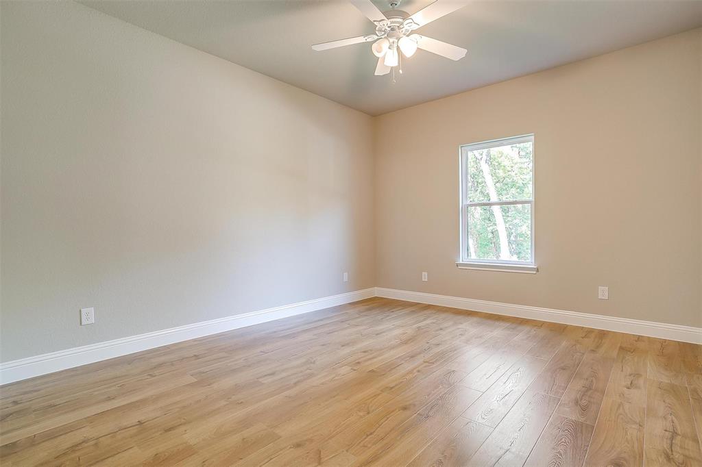 616 Glade Stream Court Property Photo 35