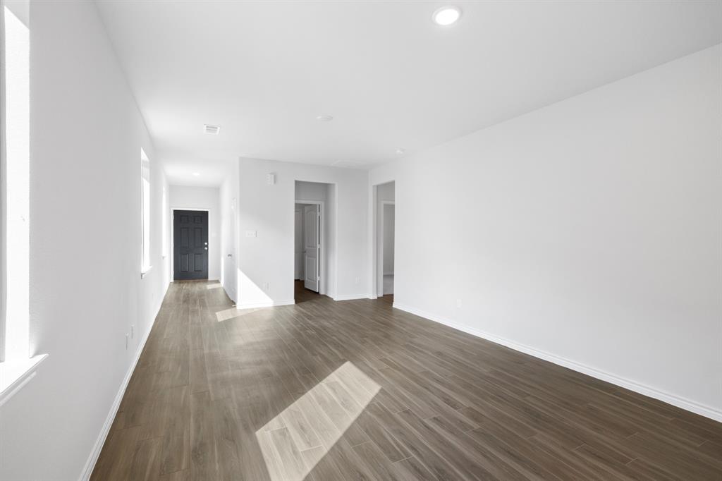 1605 Luke Street Property Photo 7