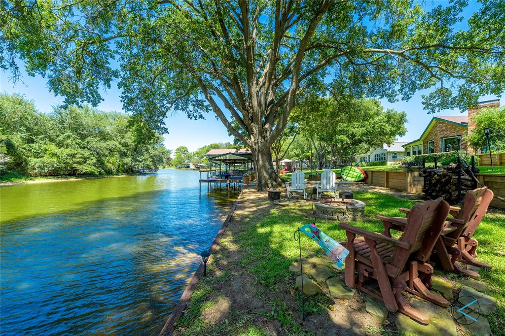 429 Door Key Ranch Road Property Photo 2