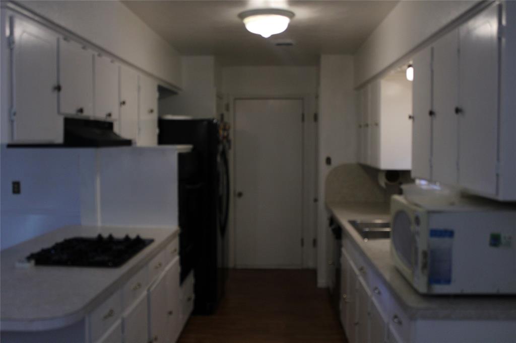 908 Ridgegate Drive Property Photo 6