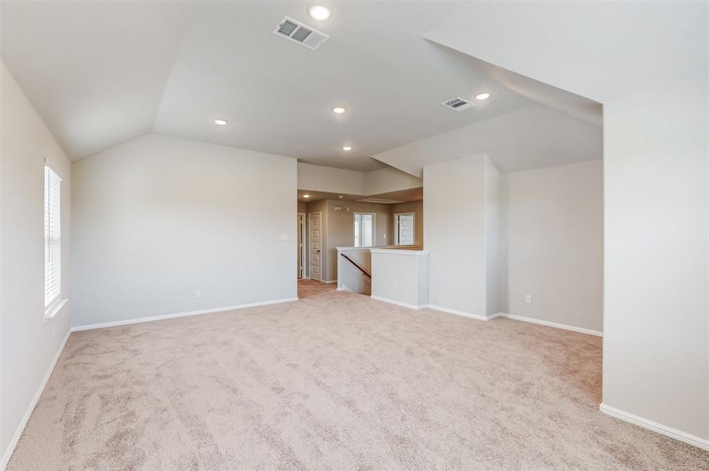 1316 Fox Glen Trail Property Photo 27