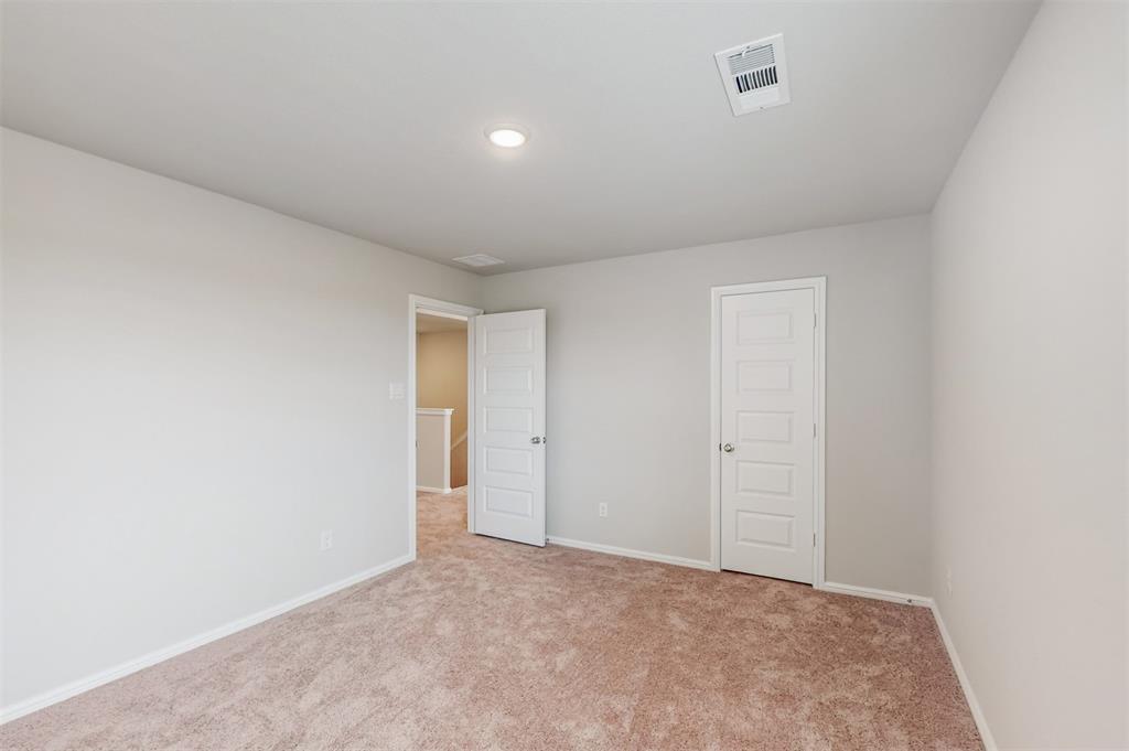 1316 Fox Glen Trail Property Photo 29