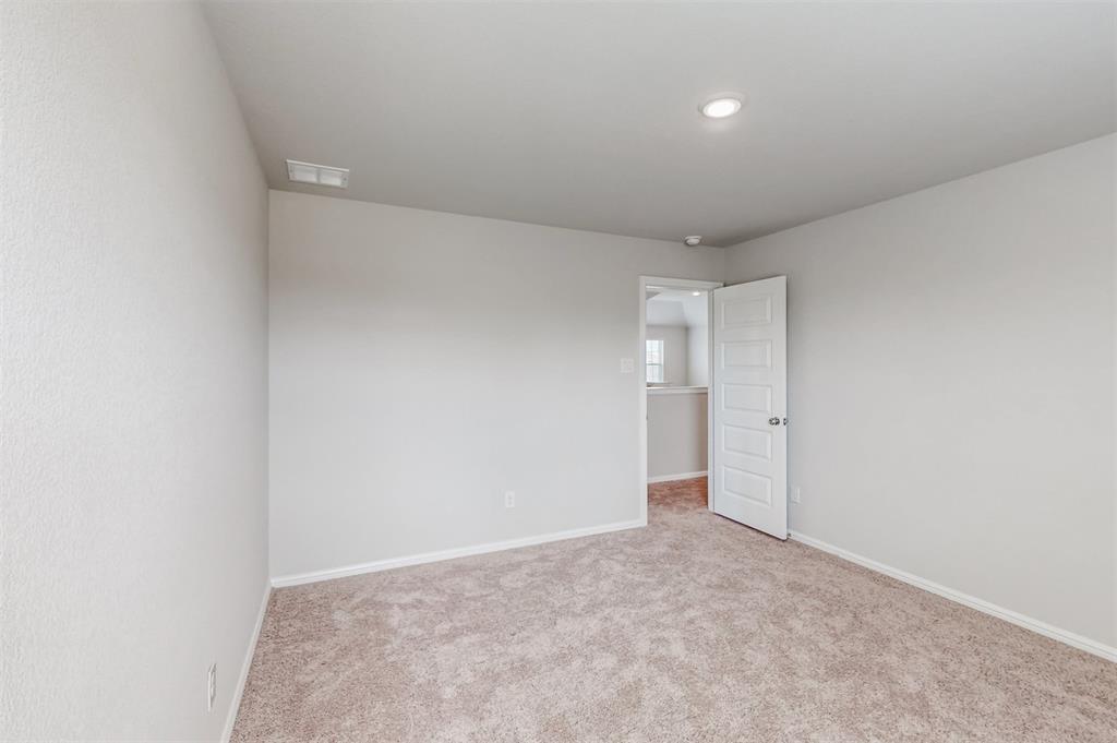 1316 Fox Glen Trail Property Photo 32