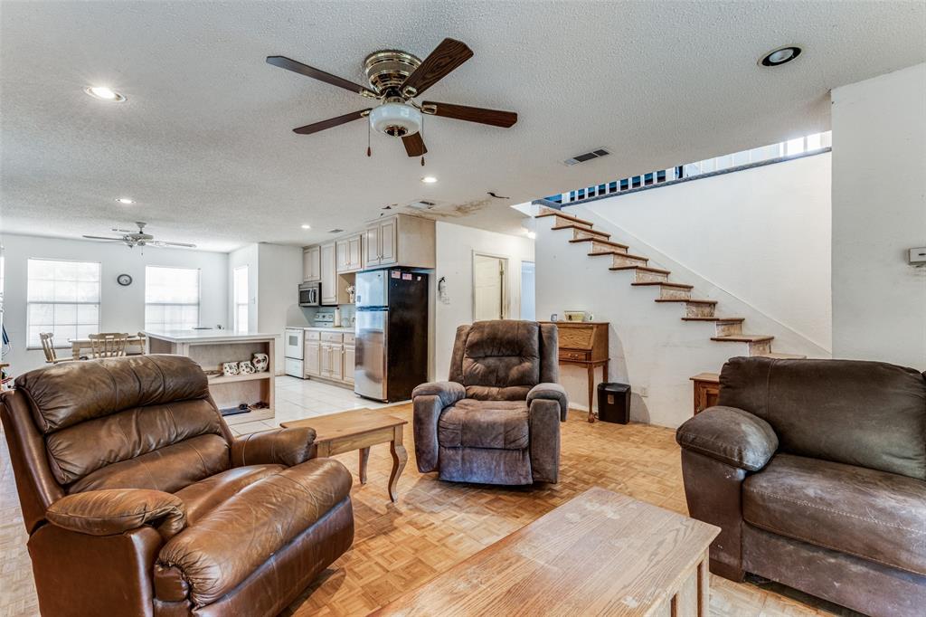 18025 County Road 4052 Property Photo 7